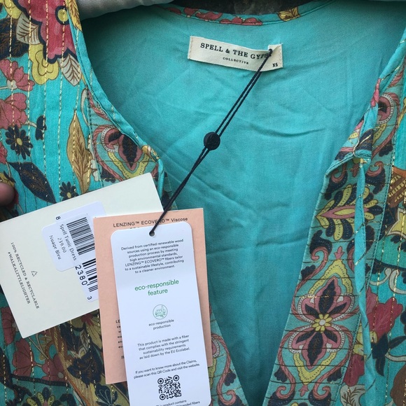 Hendrix - Picture 6 of 14